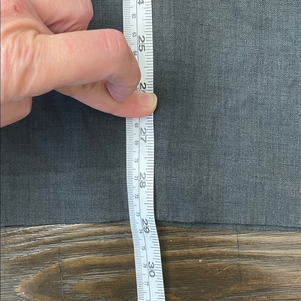 Gray Polyester Garment - Picture 4 of 5